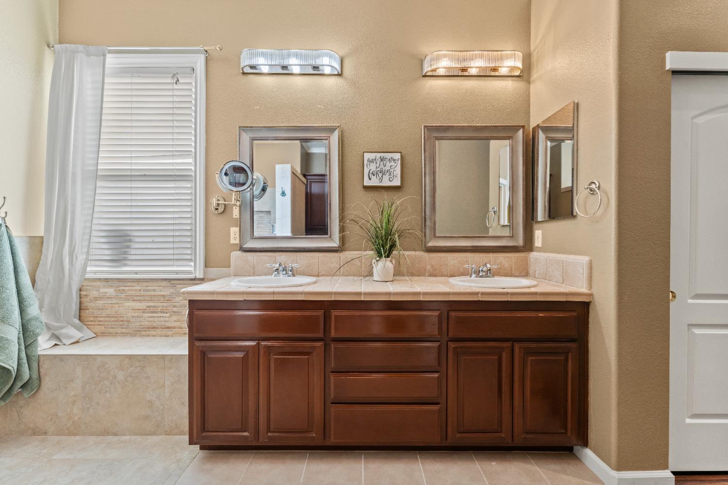 Detail Gallery Image 25 of 78 For 3130 Four Seasons Dr, El Dorado Hills,  CA 95762 - 2 Beds | 2/1 Baths