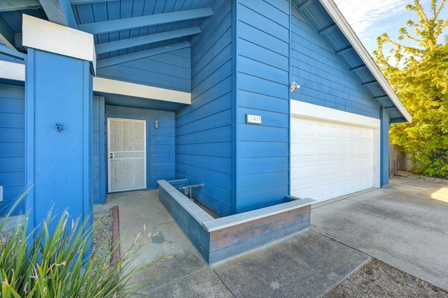 Detail Gallery Image 9 of 68 For 7403 Windbridge Dr, Sacramento,  CA 95831 - 4 Beds | 2/1 Baths