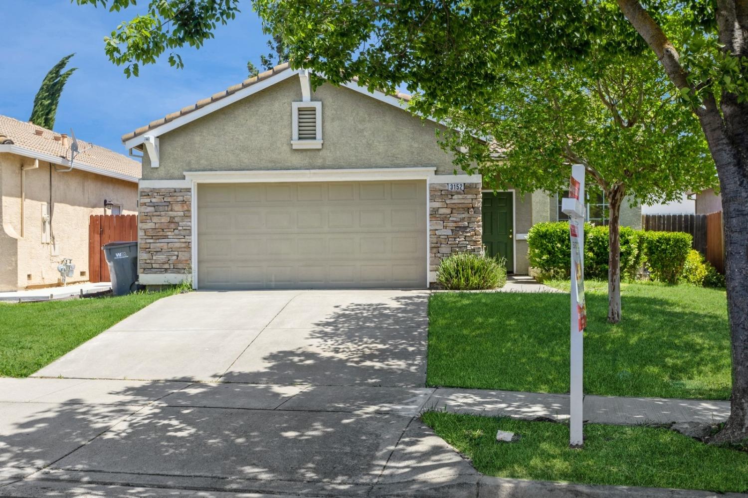 Detail Gallery Image 1 of 1 For 3152 White Fish Bay Rd, West Sacramento,  CA 95691 - 3 Beds | 2 Baths