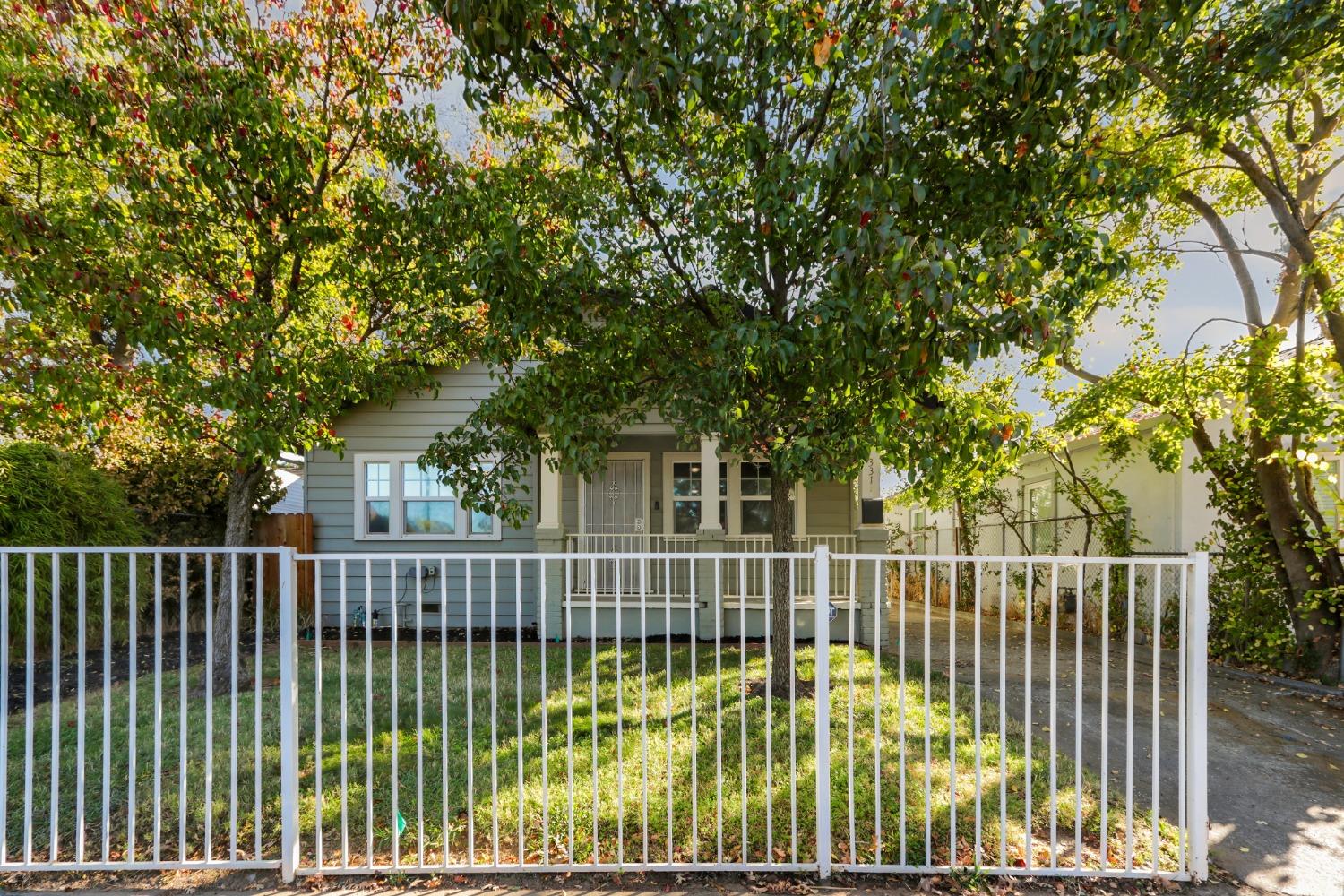 Detail Gallery Image 40 of 46 For 3311 Santa Cruz Way, Sacramento,  CA 95817 - 2 Beds | 1 Baths