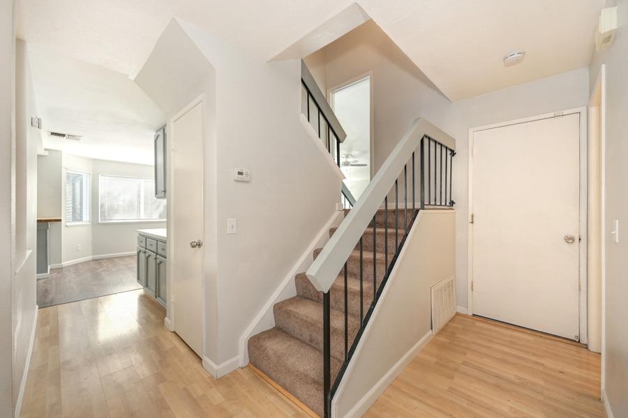 Detail Gallery Image 38 of 68 For 7403 Windbridge Dr, Sacramento,  CA 95831 - 4 Beds | 2/1 Baths