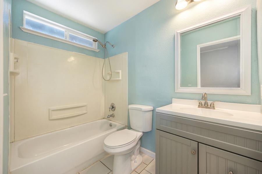 Detail Gallery Image 56 of 68 For 7403 Windbridge Dr, Sacramento,  CA 95831 - 4 Beds | 2/1 Baths