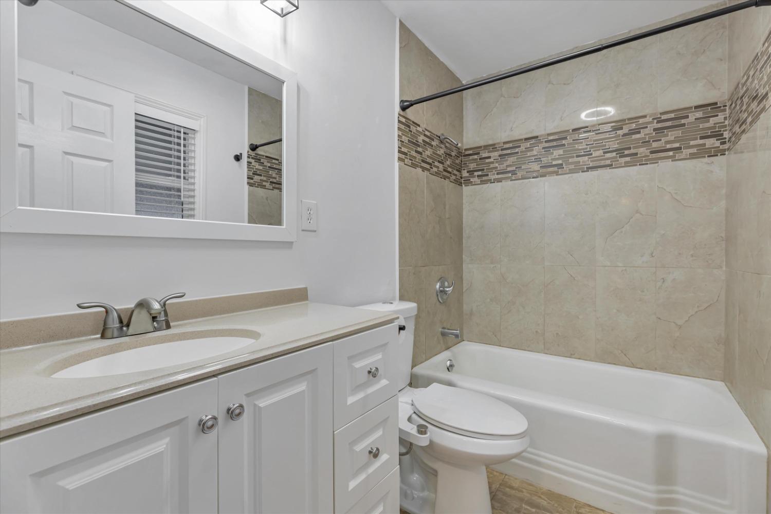 Detail Gallery Image 19 of 33 For 3633 Whitney Ave, Sacramento,  CA 95821 - 3 Beds | 2 Baths