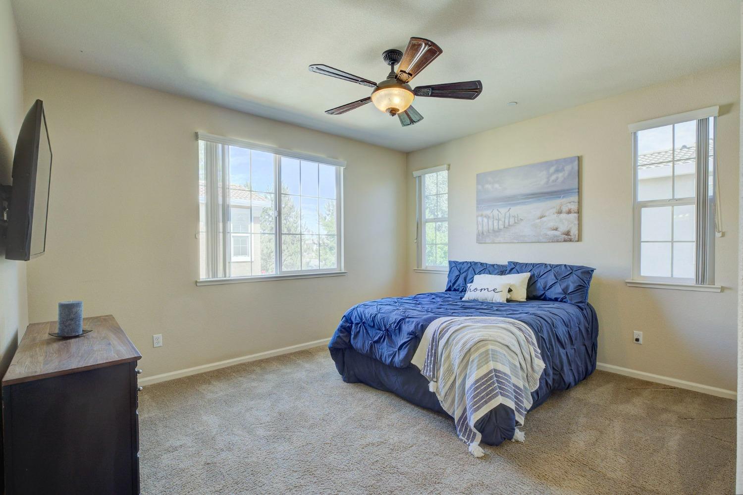 Detail Gallery Image 17 of 32 For 2050 Sierra View Cir #2,  Lincoln,  CA 95648 - 3 Beds | 2/1 Baths