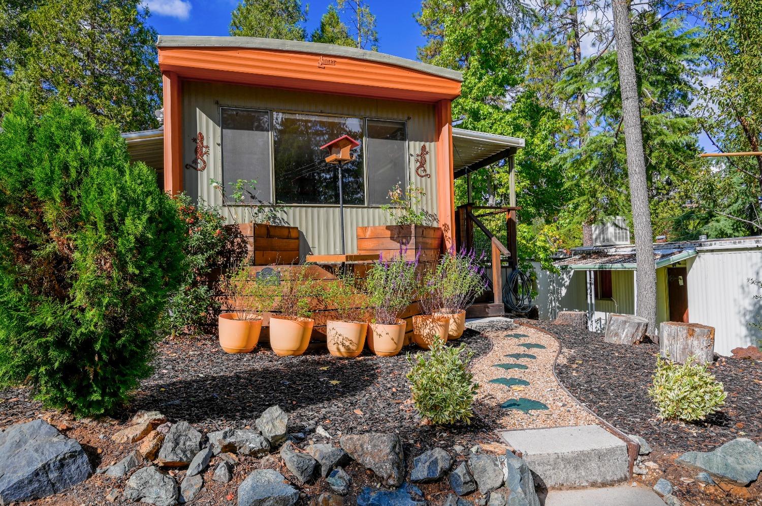 Detail Gallery Image 23 of 36 For 1095 Amber Loop, Grass Valley,  CA 95945 - 1 Beds | 1 Baths