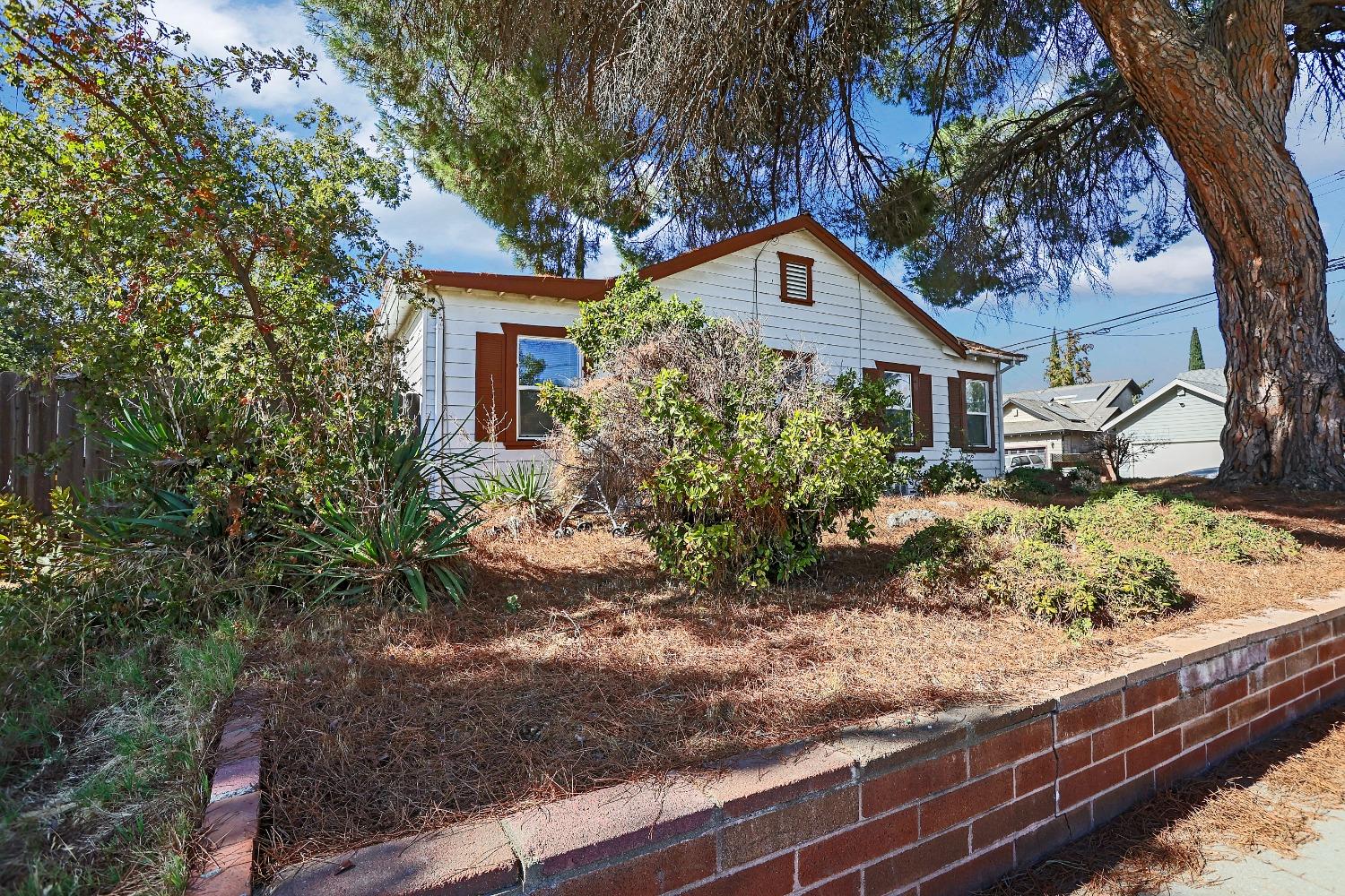 Detail Gallery Image 24 of 25 For 1802 W Harding Way, Stockton,  CA 95203 - 3 Beds | 2 Baths