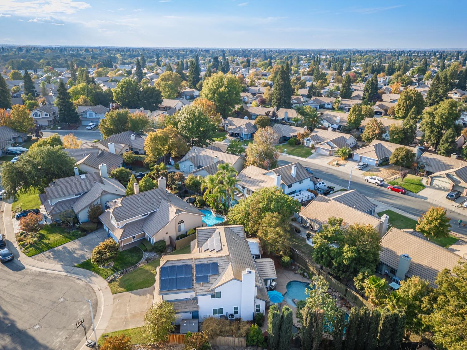 Detail Gallery Image 83 of 94 For 411 Shiveley Ct, Roseville,  CA 95747 - 6 Beds | 3 Baths