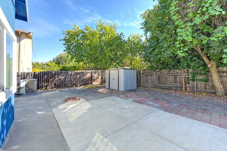 Detail Gallery Image 62 of 68 For 7403 Windbridge Dr, Sacramento,  CA 95831 - 4 Beds | 2/1 Baths