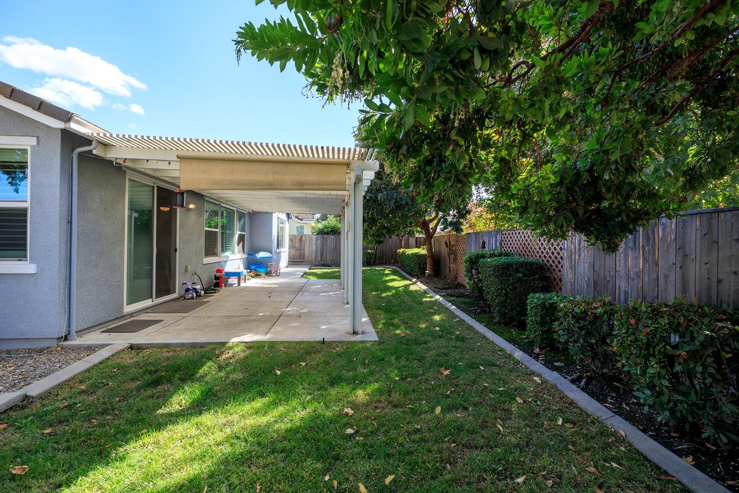 Detail Gallery Image 33 of 39 For 410 Applegate Dr, Oakdale,  CA 95361 - 3 Beds | 2 Baths