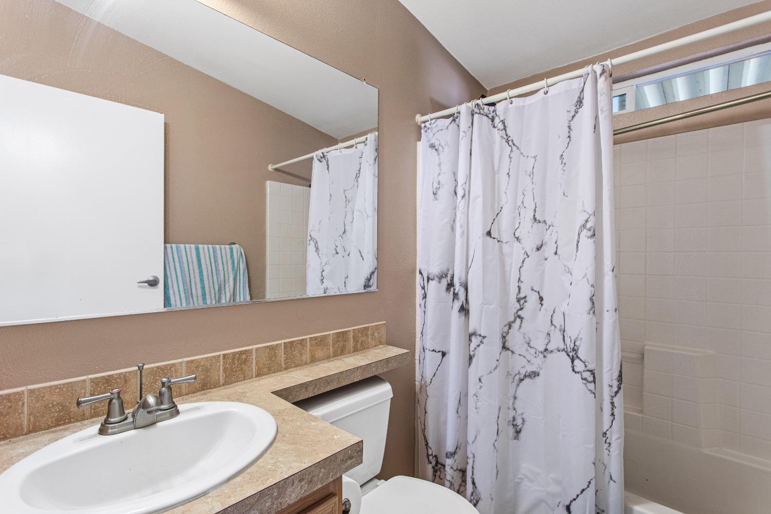 Detail Gallery Image 12 of 30 For 6256 Stagecoach Dr 89, Sacramento,  CA 95842 - 3 Beds | 2 Baths