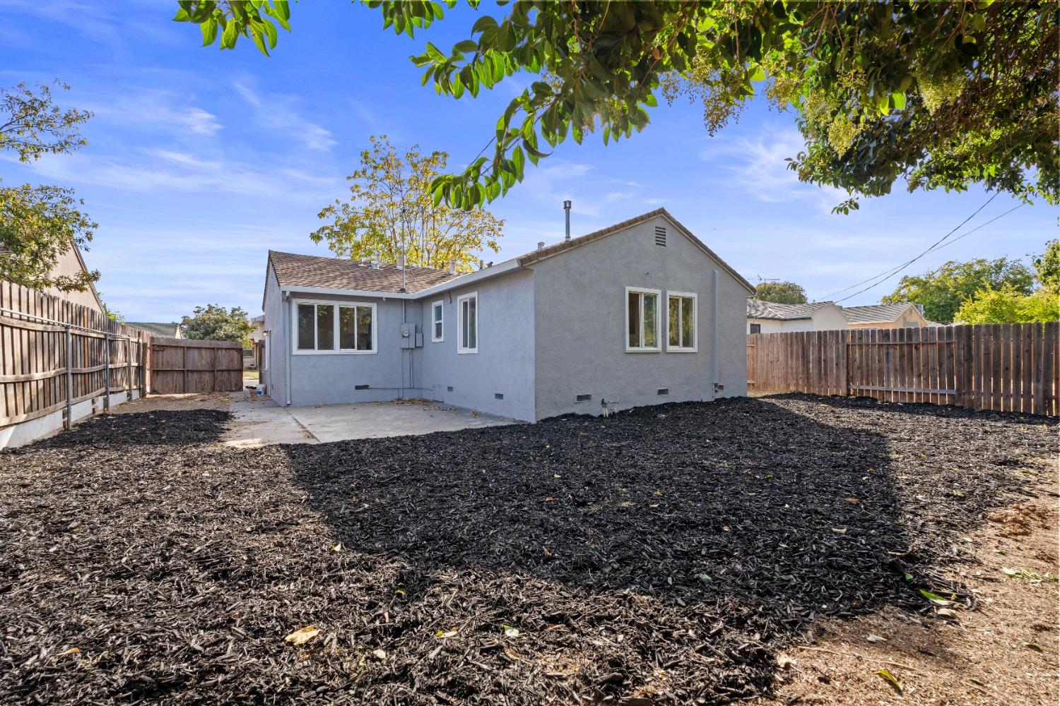 Detail Gallery Image 19 of 24 For 4517 37th Ave, Sacramento,  CA 95824 - 3 Beds | 1 Baths