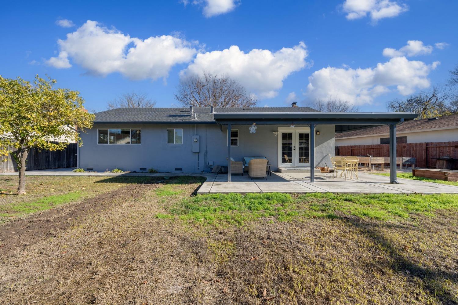 Detail Gallery Image 33 of 33 For 7366 22nd St, Sacramento,  CA 95822 - 3 Beds | 2 Baths