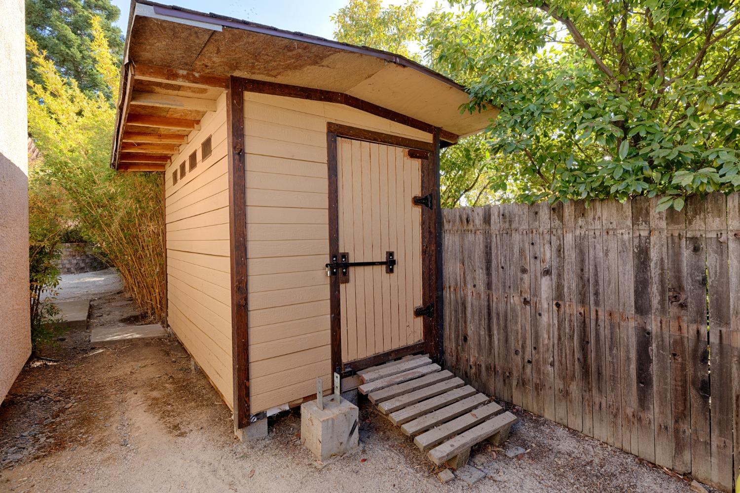 Detail Gallery Image 32 of 32 For 2202 Ranch House Ct, Auburn,  CA 95603 - 3 Beds | 2 Baths