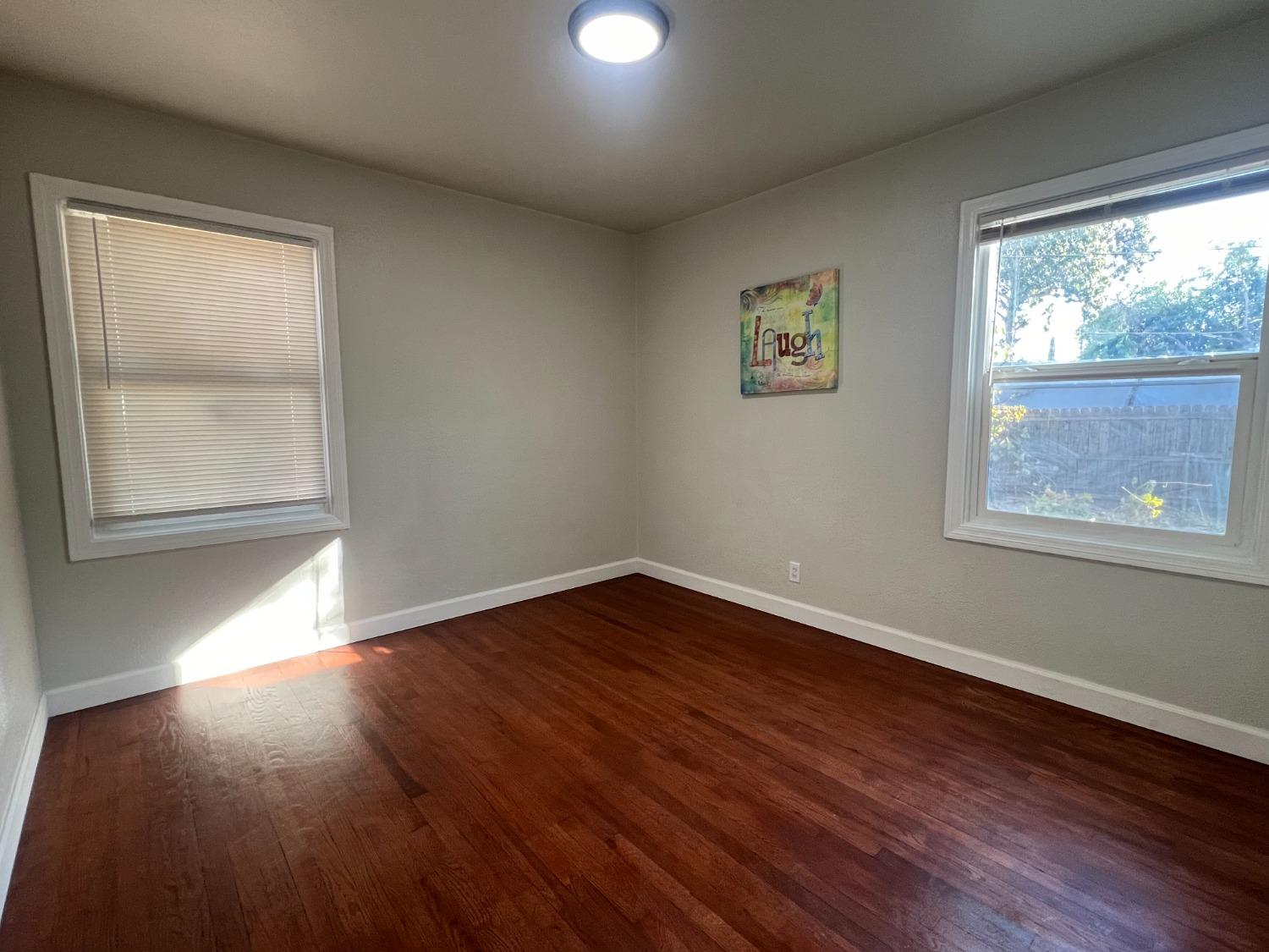 Detail Gallery Image 15 of 31 For 5747 Ortega St, Sacramento,  CA 95824 - 2 Beds | 1 Baths