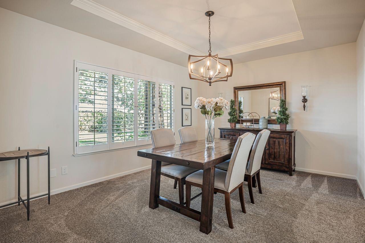 Detail Gallery Image 13 of 59 For 9466 San Paulo Cir, Elk Grove,  CA 95624 - 4 Beds | 2/1 Baths