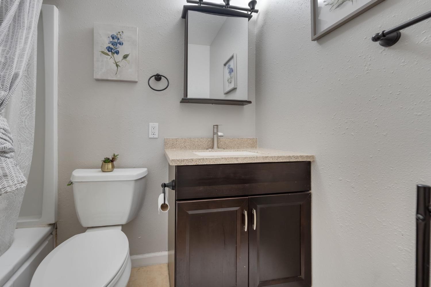 Detail Gallery Image 24 of 33 For 7366 22nd St, Sacramento,  CA 95822 - 3 Beds | 2 Baths