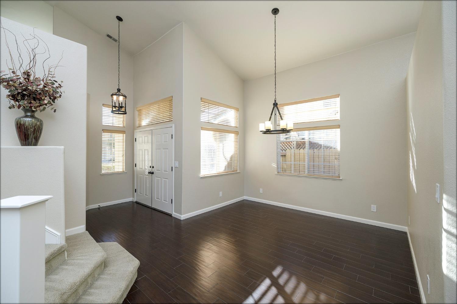 Detail Gallery Image 11 of 76 For 2121 Paramont Way, Modesto,  CA 95355 - 4 Beds | 3 Baths