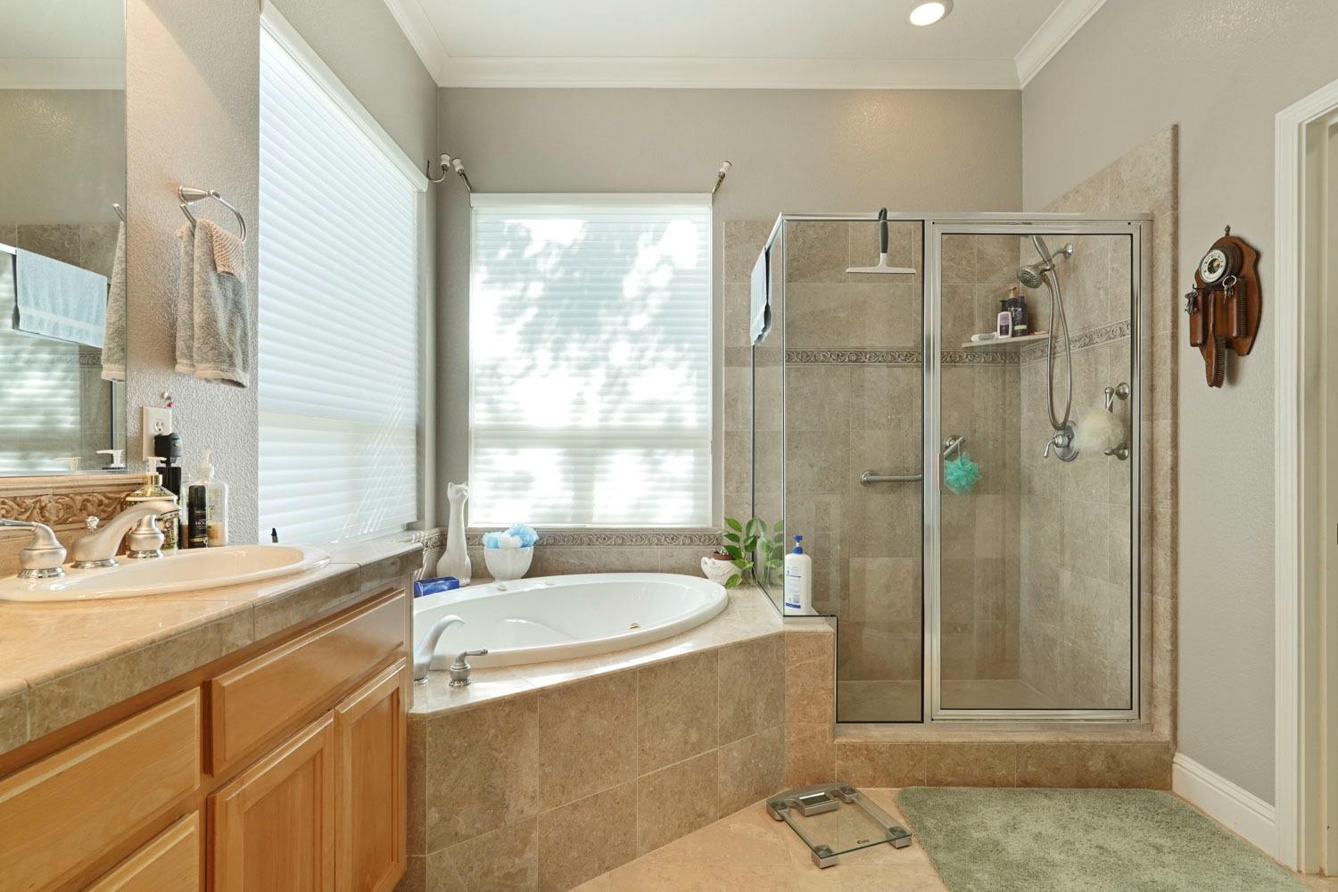 Detail Gallery Image 34 of 79 For 7313 Bermuda Ct, Rancho Murieta,  CA 95683 - 4 Beds | 2 Baths