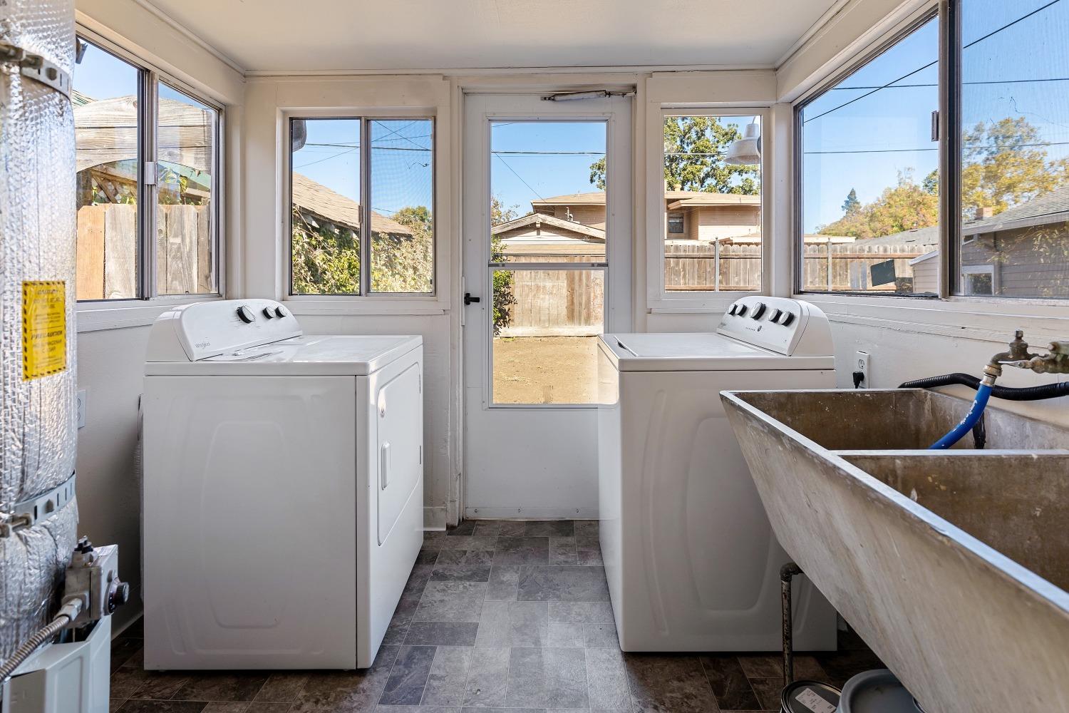 Detail Gallery Image 21 of 42 For 633 Lexington Ave, Stockton,  CA 95204 - 3 Beds | 1/1 Baths