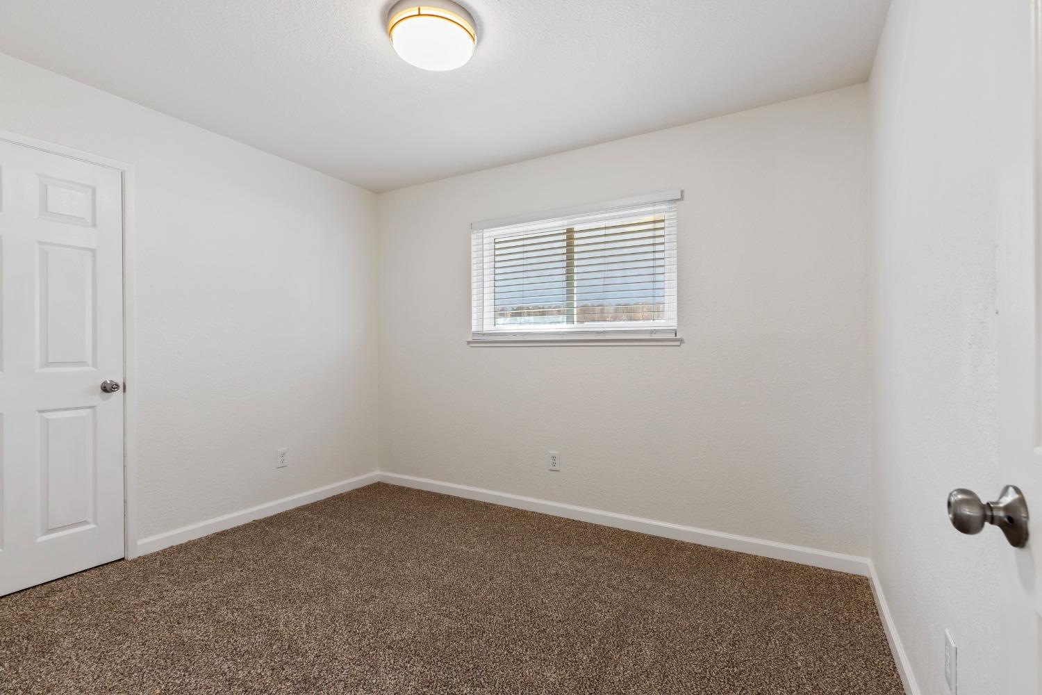 Detail Gallery Image 19 of 29 For 1704 Tulane Dr, Modesto,  CA 95355 - 4 Beds | 2 Baths