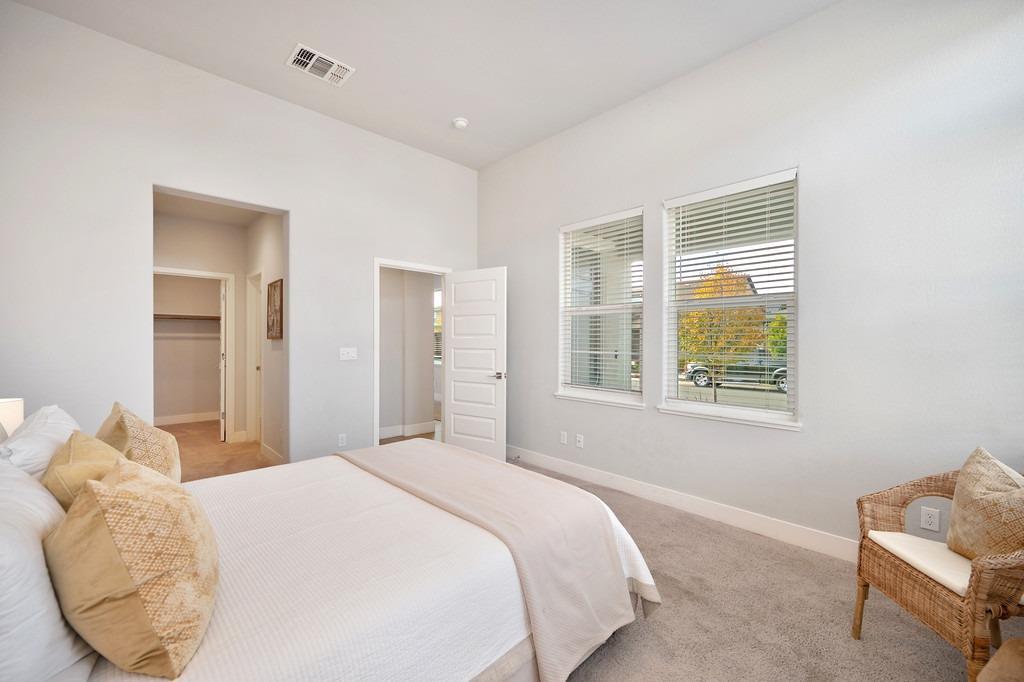 Detail Gallery Image 28 of 45 For 2081 Smokehouse Way, Roseville,  CA 95747 - 4 Beds | 3/1 Baths