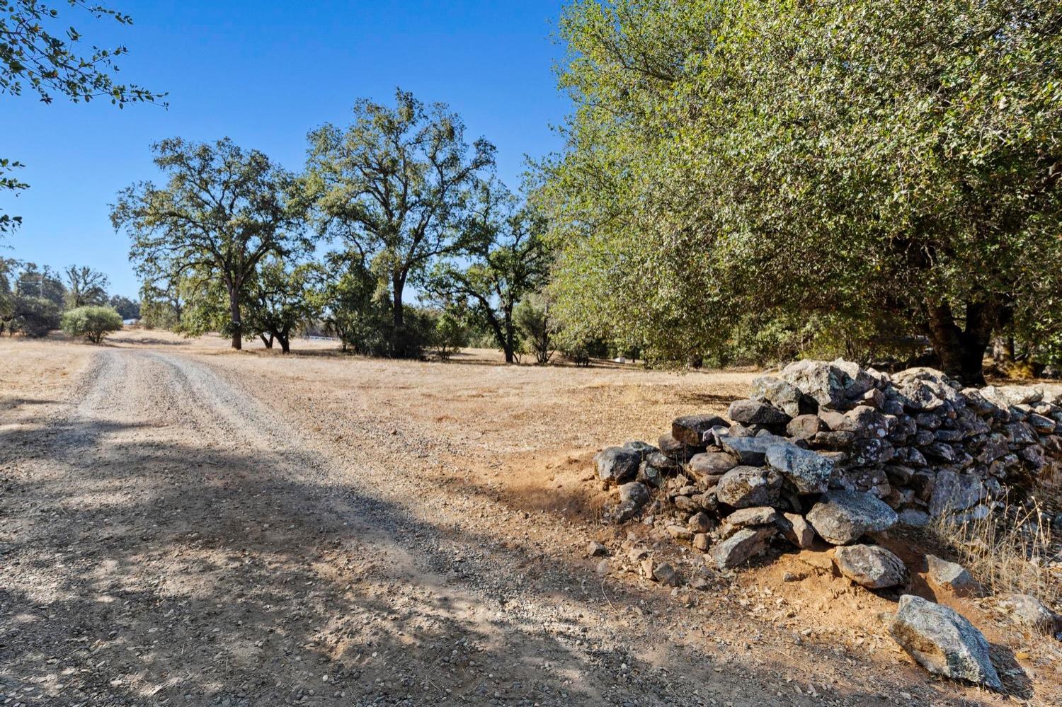 Detail Gallery Image 2 of 53 For 75 Obert Dr, Oroville,  CA 95966 - 2 Beds | 2 Baths