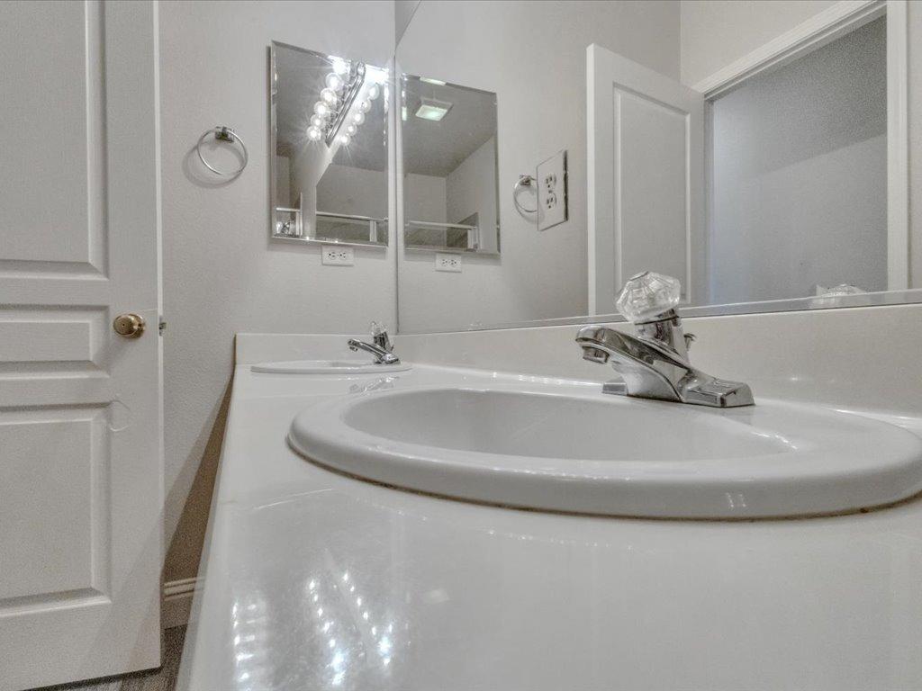 Detail Gallery Image 37 of 41 For 790 Silverado Dr, Manteca,  CA 95337 - 6 Beds | 2/1 Baths