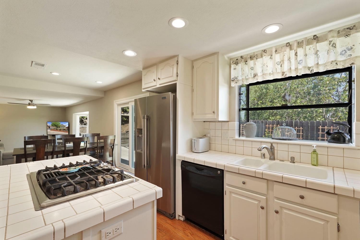 Detail Gallery Image 8 of 45 For 632 Odin Dr, Pleasant Hill,  CA 94523 - 3 Beds | 2 Baths