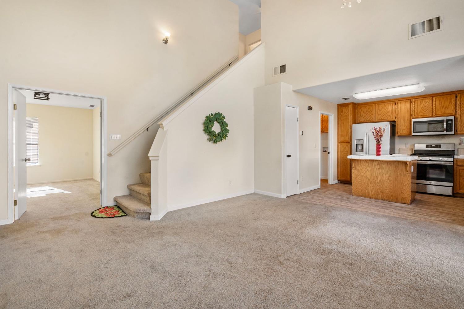 Detail Gallery Image 10 of 37 For 737 Greenlaven St, Manteca,  CA 95336 - 3 Beds | 2/1 Baths