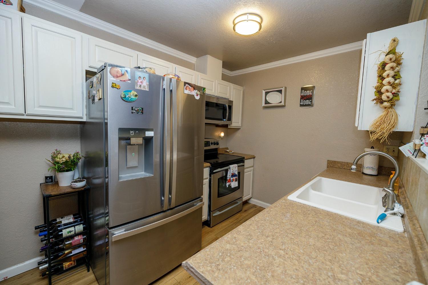 Detail Gallery Image 12 of 28 For 4000 Fara Biundo Dr #49,  Modesto,  CA 95355 - 2 Beds | 2 Baths