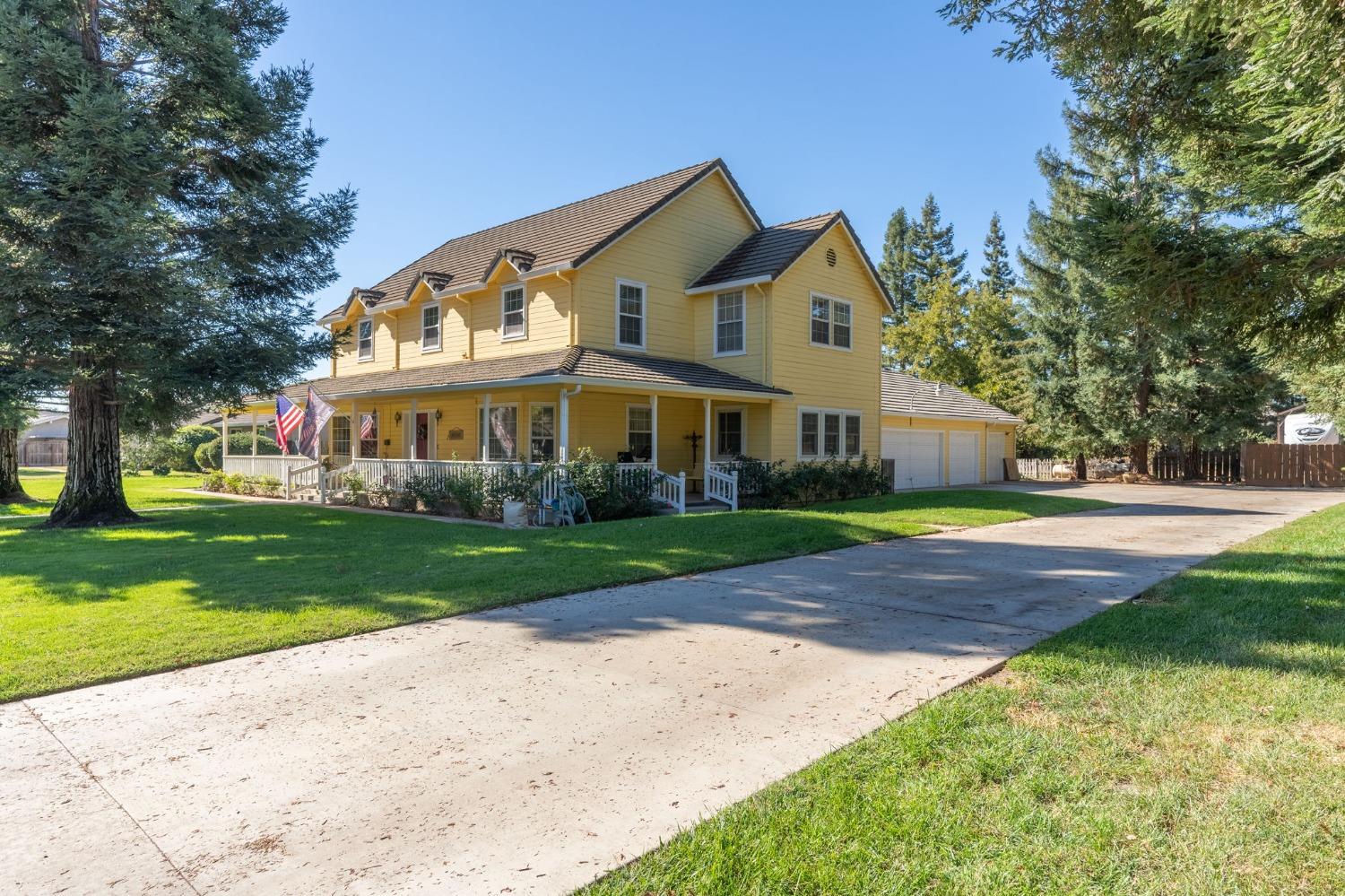 Detail Gallery Image 3 of 58 For 9917 Oak Knoll Dr, Oakdale,  CA 95361 - 4 Beds | 3/1 Baths