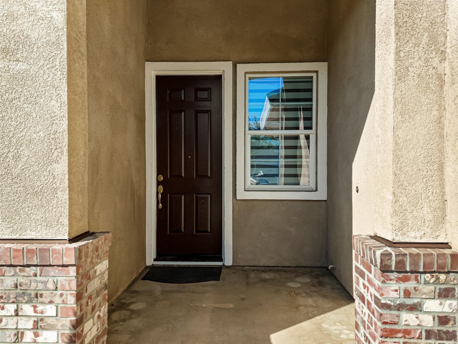 Detail Gallery Image 5 of 37 For 13411 Pipestone St, Lathrop,  CA 95330 - 3 Beds | 2 Baths