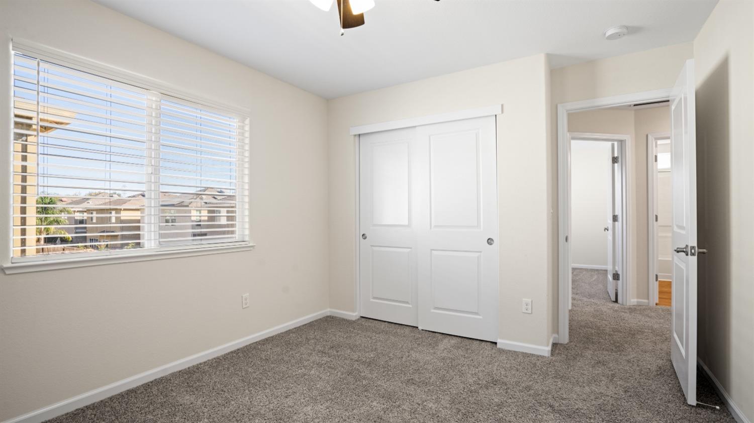 Detail Gallery Image 27 of 33 For 715 Phillipi Way, Sacramento,  CA 95838 - 4 Beds | 2/1 Baths