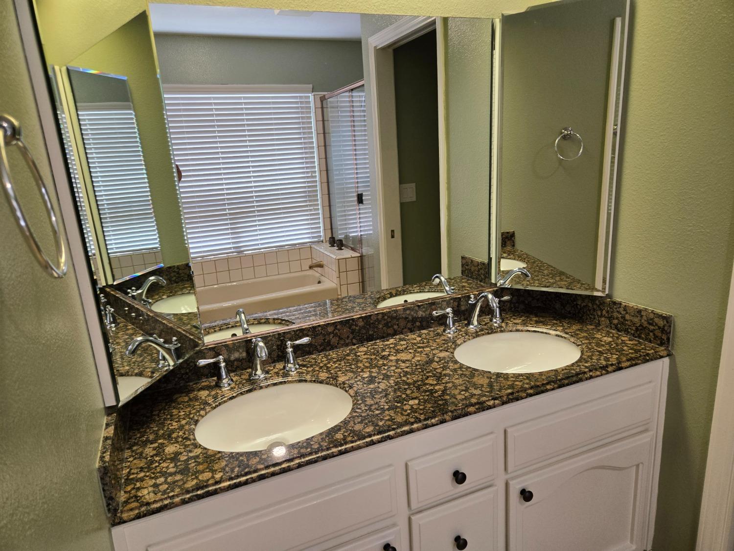 Detail Gallery Image 19 of 44 For 244 Firestone Dr, Roseville,  CA 95678 - 3 Beds | 2 Baths