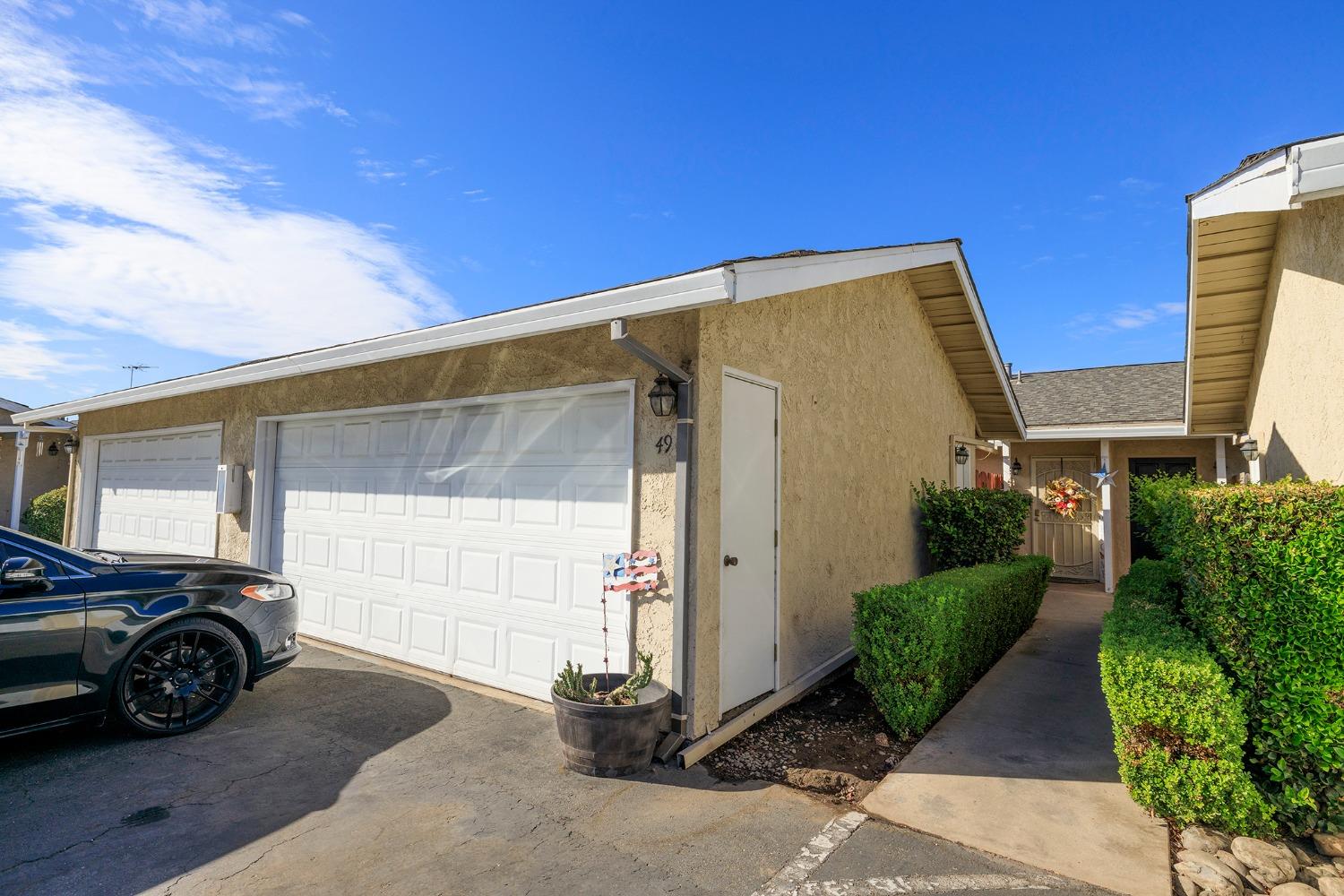 Detail Gallery Image 1 of 28 For 4000 Fara Biundo Dr #49,  Modesto,  CA 95355 - 2 Beds | 2 Baths