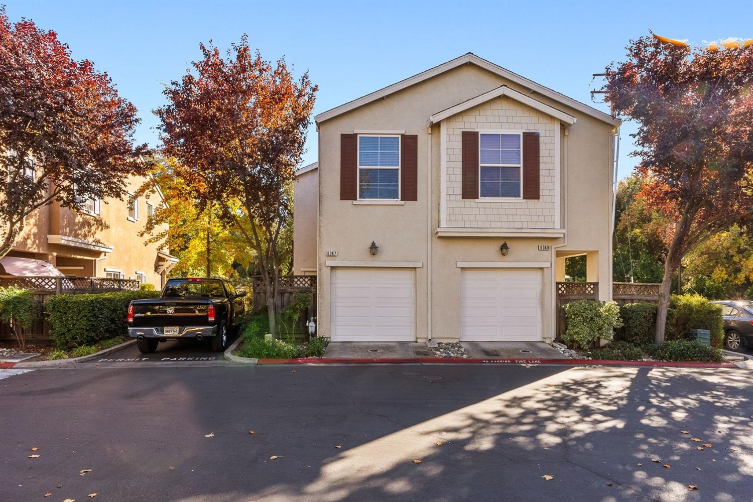 Detail Gallery Image 2 of 26 For 6067 Camden Cir, Citrus Heights,  CA 95621 - 2 Beds | 1/1 Baths