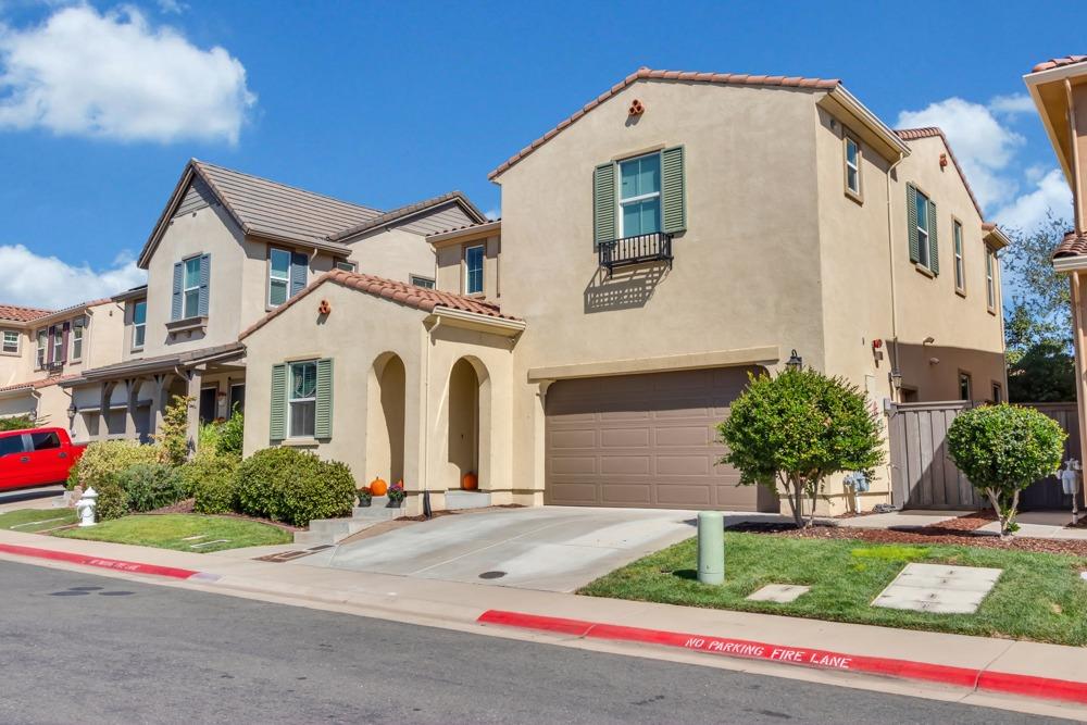 Detail Gallery Image 2 of 38 For 8621 Mahonia Dr, El Dorado Hills,  CA 95762 - 4 Beds | 3 Baths