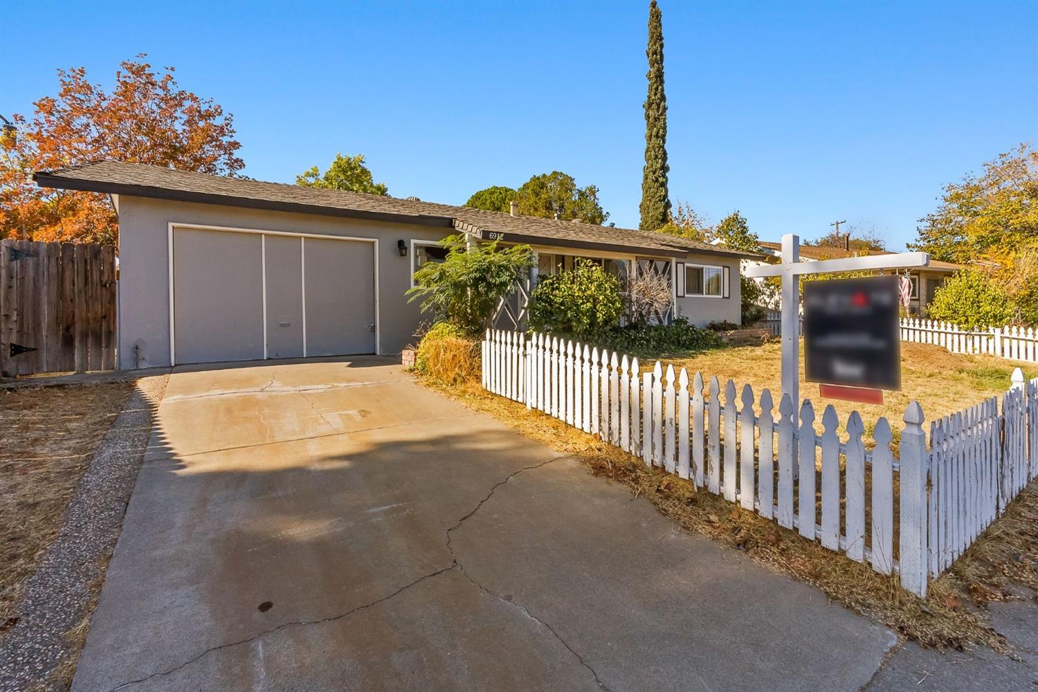 Detail Gallery Image 2 of 33 For 6912 Treelark Way, Citrus Heights,  CA 95621 - 3 Beds | 1 Baths