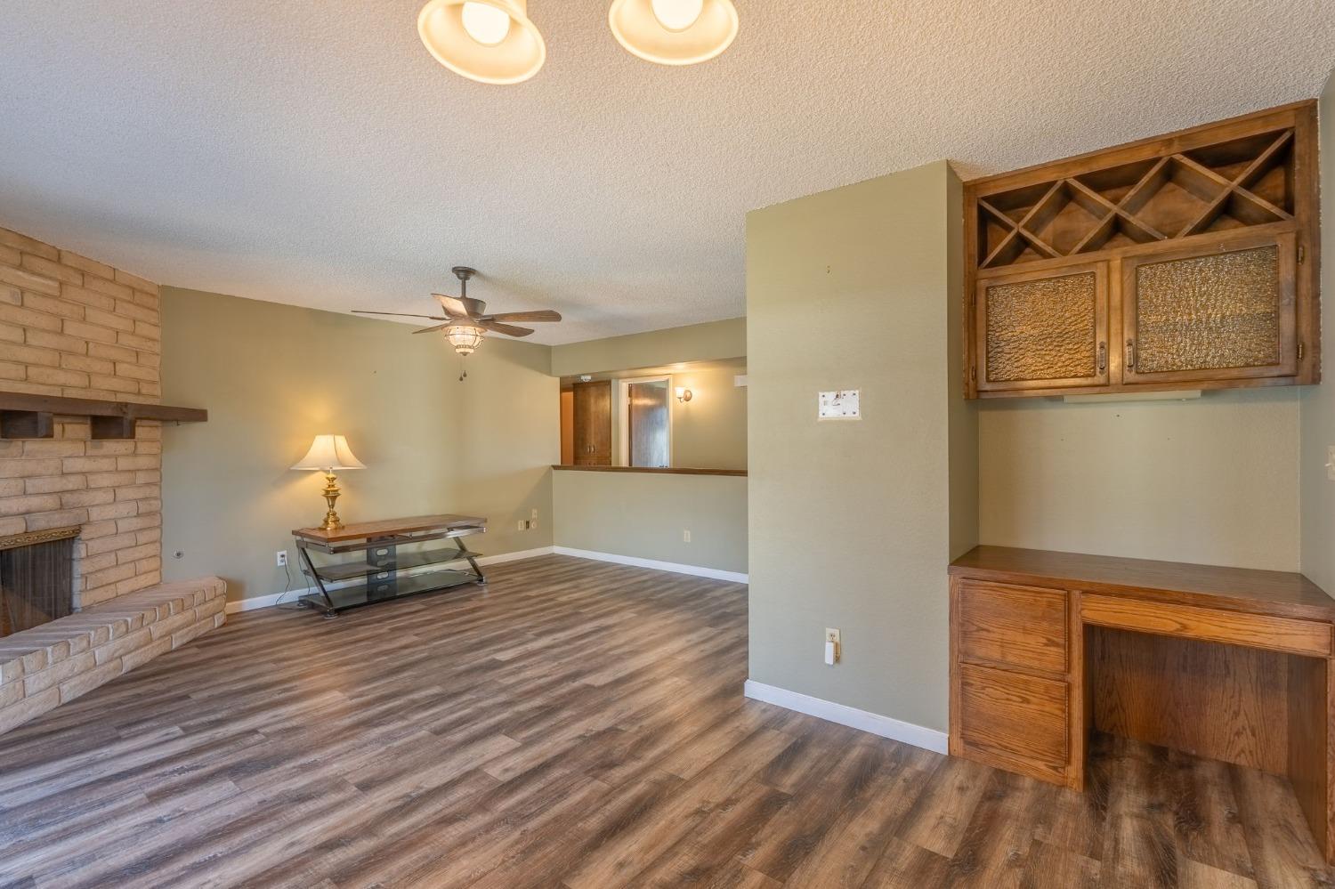 Detail Gallery Image 13 of 30 For 1529 Clevenger Dr, Modesto,  CA 95356 - 3 Beds | 2 Baths