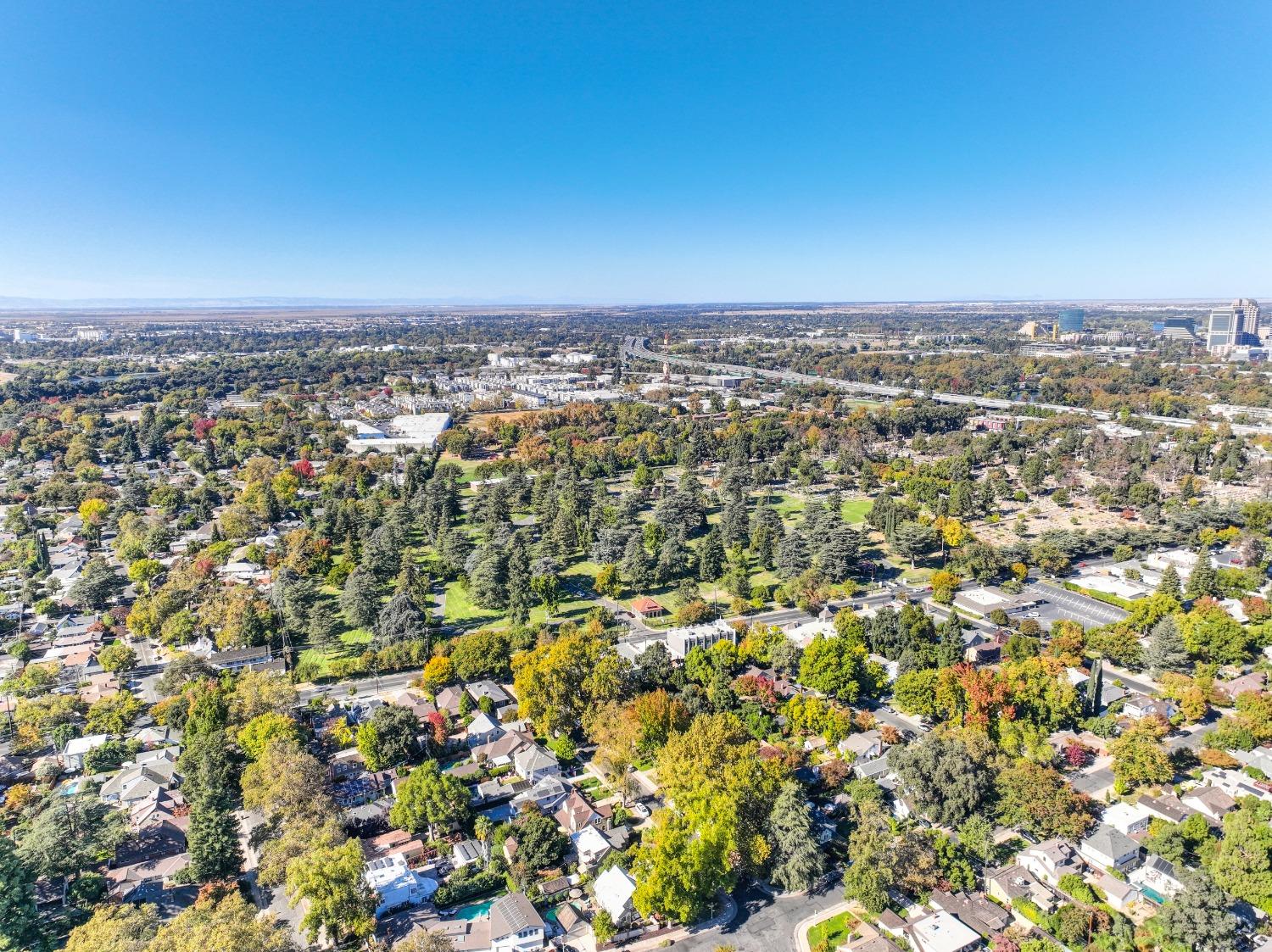 Detail Gallery Image 53 of 53 For 1553 Markham Way, Sacramento,  CA 95818 - 3 Beds | 2 Baths