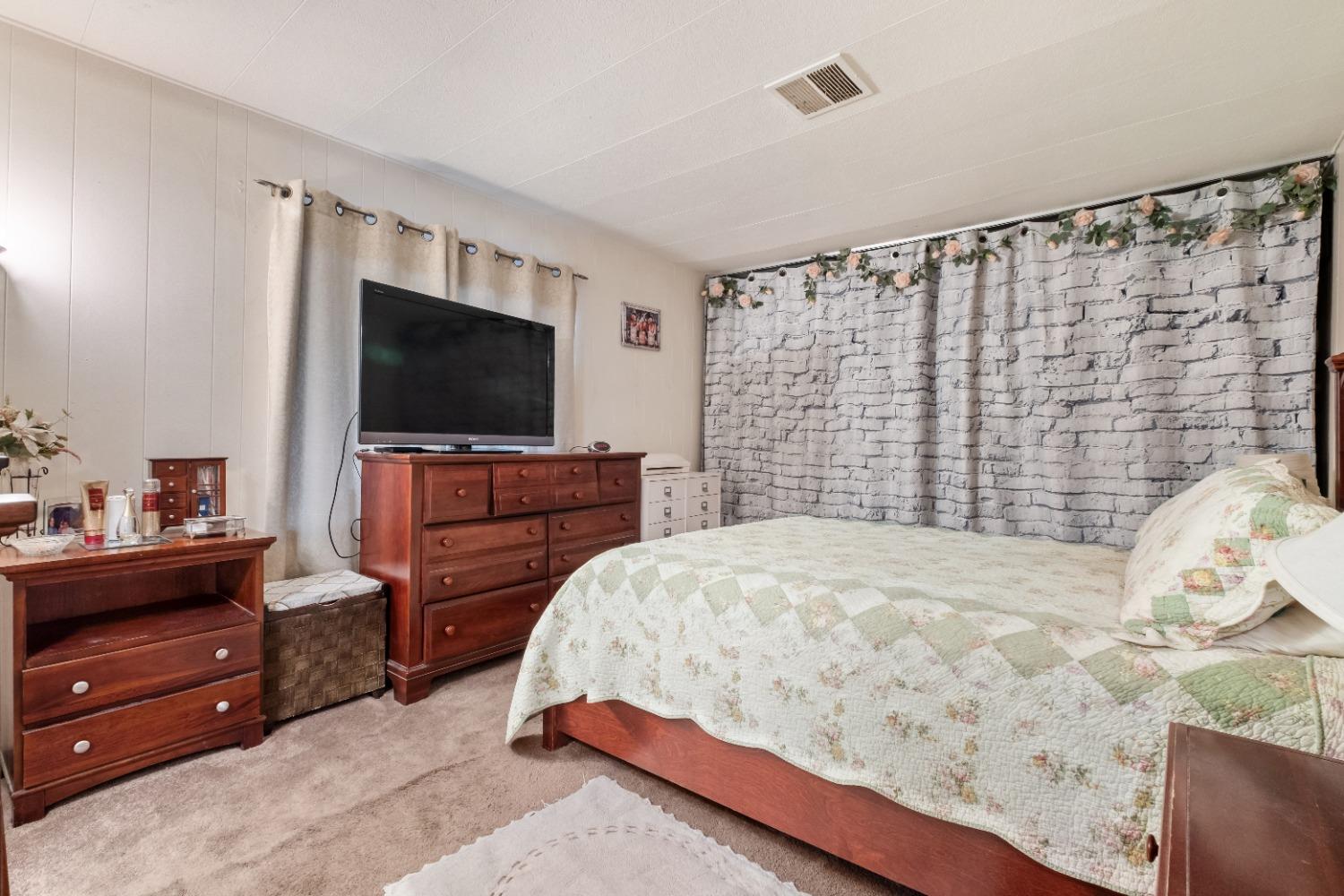 Detail Gallery Image 11 of 22 For 4399 Aplicella Ct 20, Manteca,  CA 95337 - 3 Beds | 2 Baths