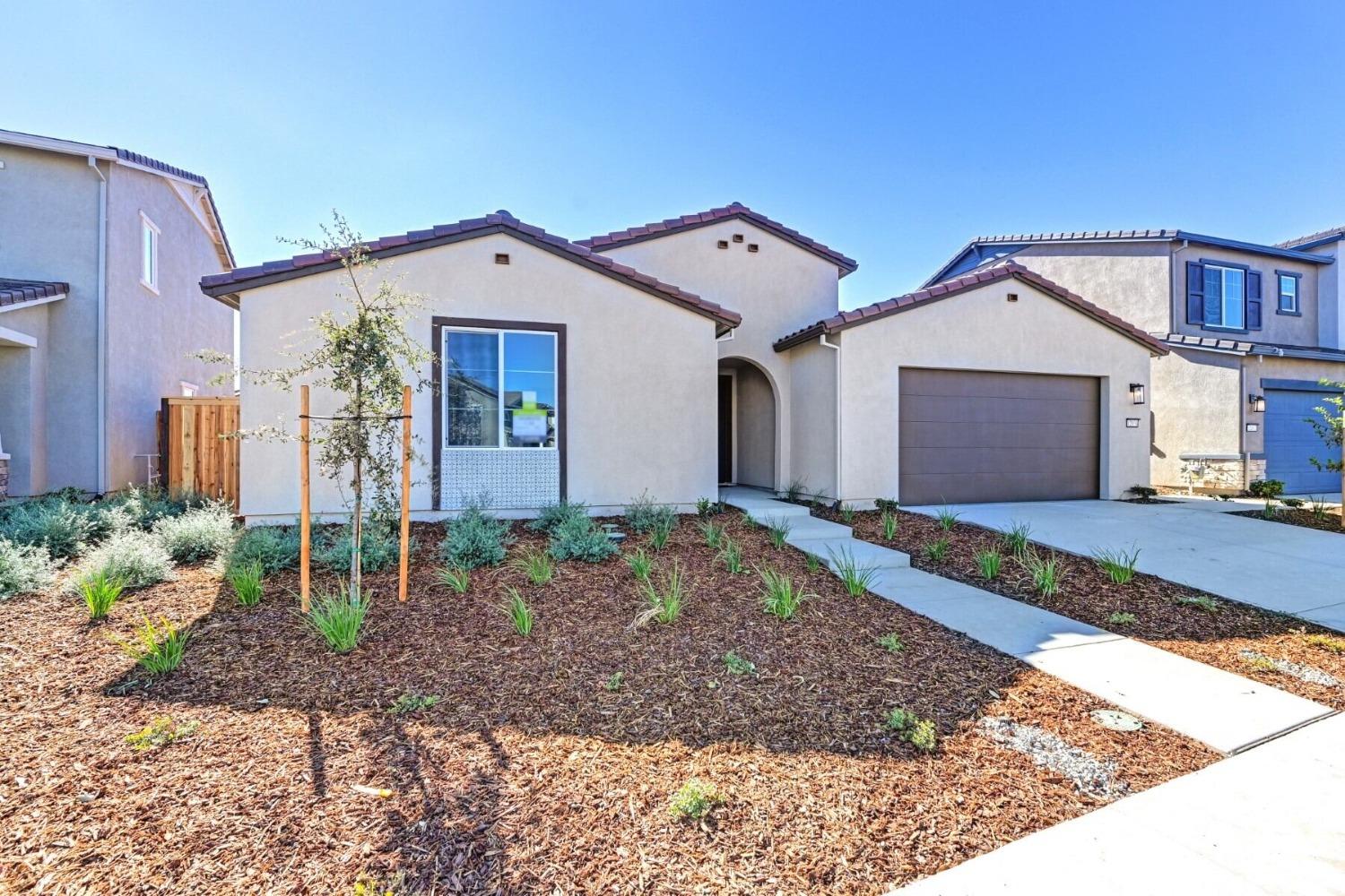 Detail Gallery Image 2 of 35 For 12036 Armandi Way, Rancho Cordova,  CA 95742 - 3 Beds | 2 Baths