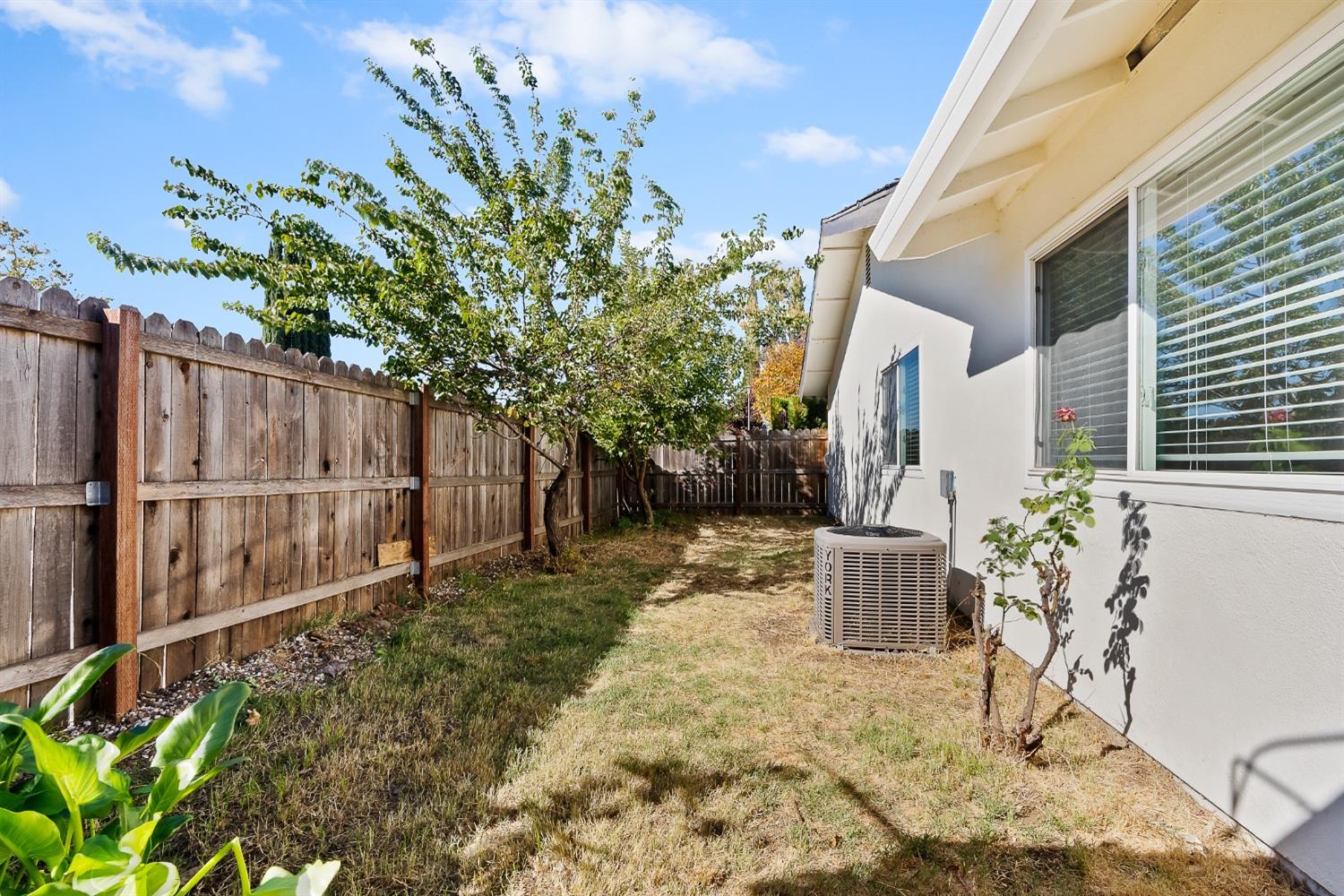 Detail Gallery Image 54 of 67 For 9446 Fort Worth, Sacramento,  CA 95827 - 3 Beds | 2 Baths