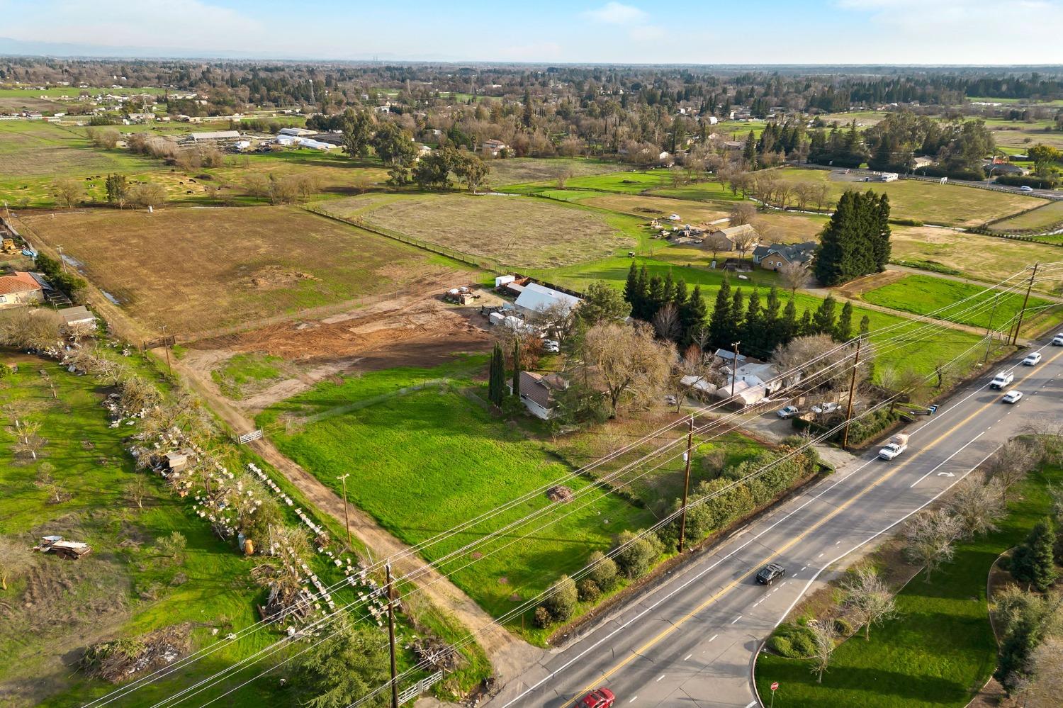 Detail Gallery Image 91 of 93 For 8711 Bradshaw Rd, Elk Grove,  CA 95624 - 4 Beds | 3 Baths