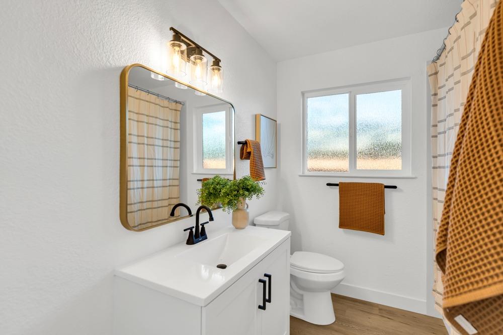 Detail Gallery Image 34 of 55 For 9442 Shumway Dr, Orangevale,  CA 95662 - 4 Beds | 2 Baths