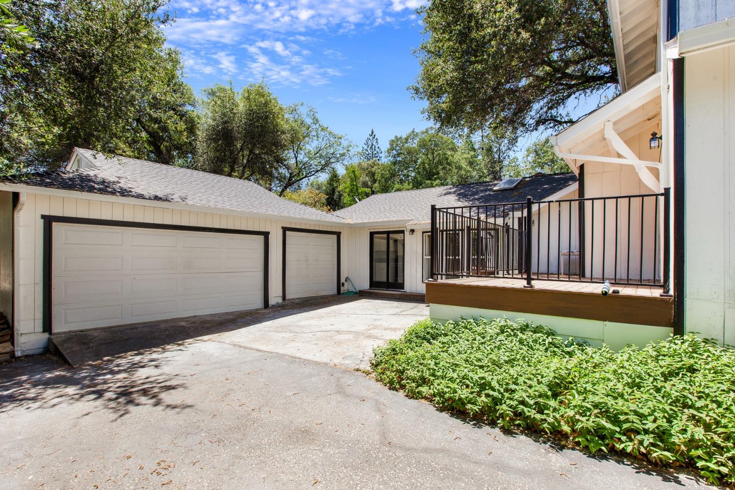 Detail Gallery Image 4 of 48 For 11223 Greenbriar Way, Auburn,  CA 95602 - 5 Beds | 3/2 Baths