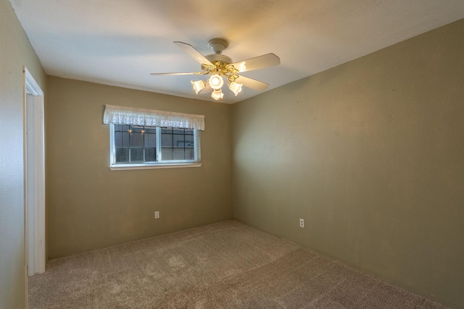 Detail Gallery Image 21 of 30 For 1529 Clevenger Dr, Modesto,  CA 95356 - 3 Beds | 2 Baths