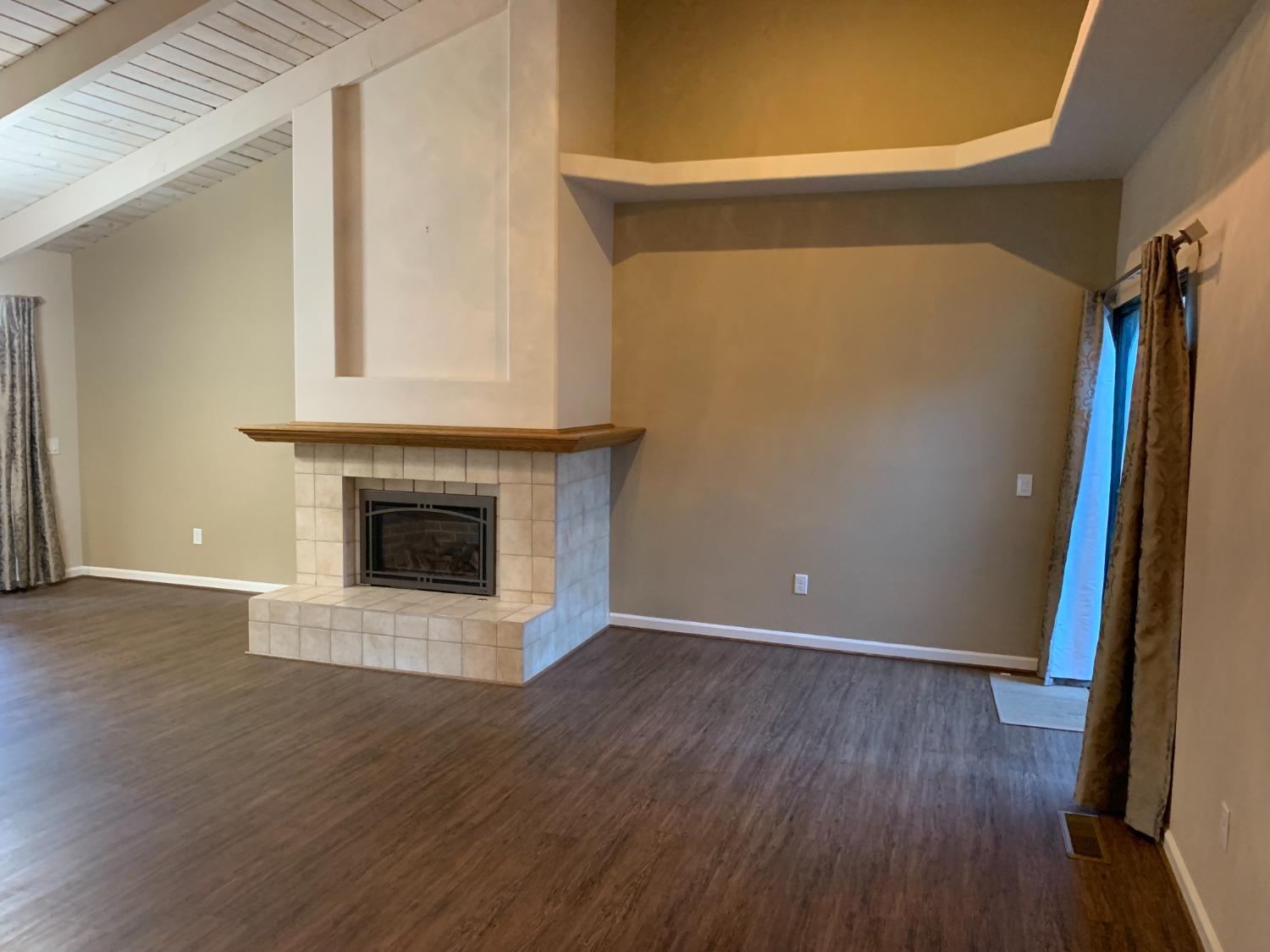 Detail Gallery Image 17 of 57 For 1740 Le Bec Ct, Lodi,  CA 95240 - 2 Beds | 2 Baths