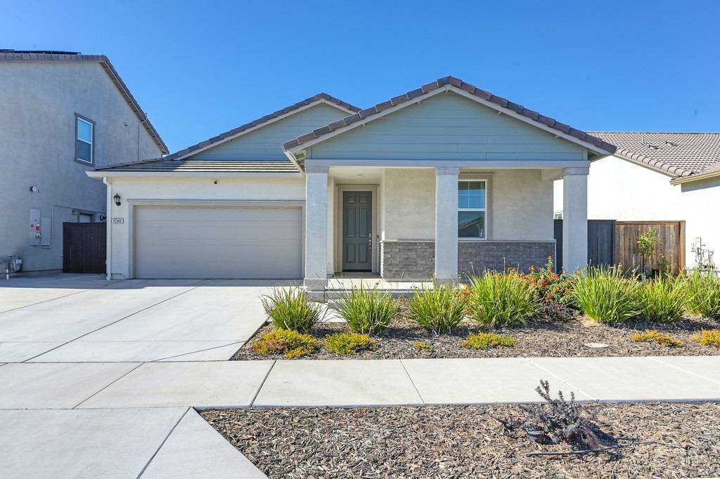 Detail Gallery Image 1 of 35 For 15343 Trolley St, Lathrop,  CA 95330 - 3 Beds | 2 Baths