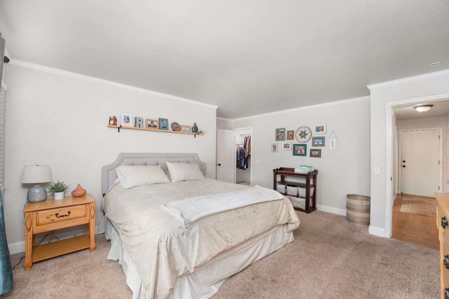 Detail Gallery Image 22 of 44 For 8488 Oakwind Ct, Orangevale,  CA 95662 - 4 Beds | 2/1 Baths